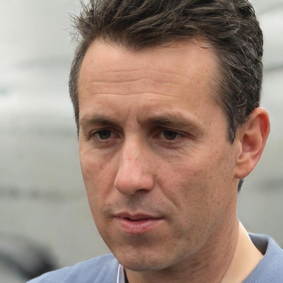 Declan Rafferty, Director of Financial Education at Youatox